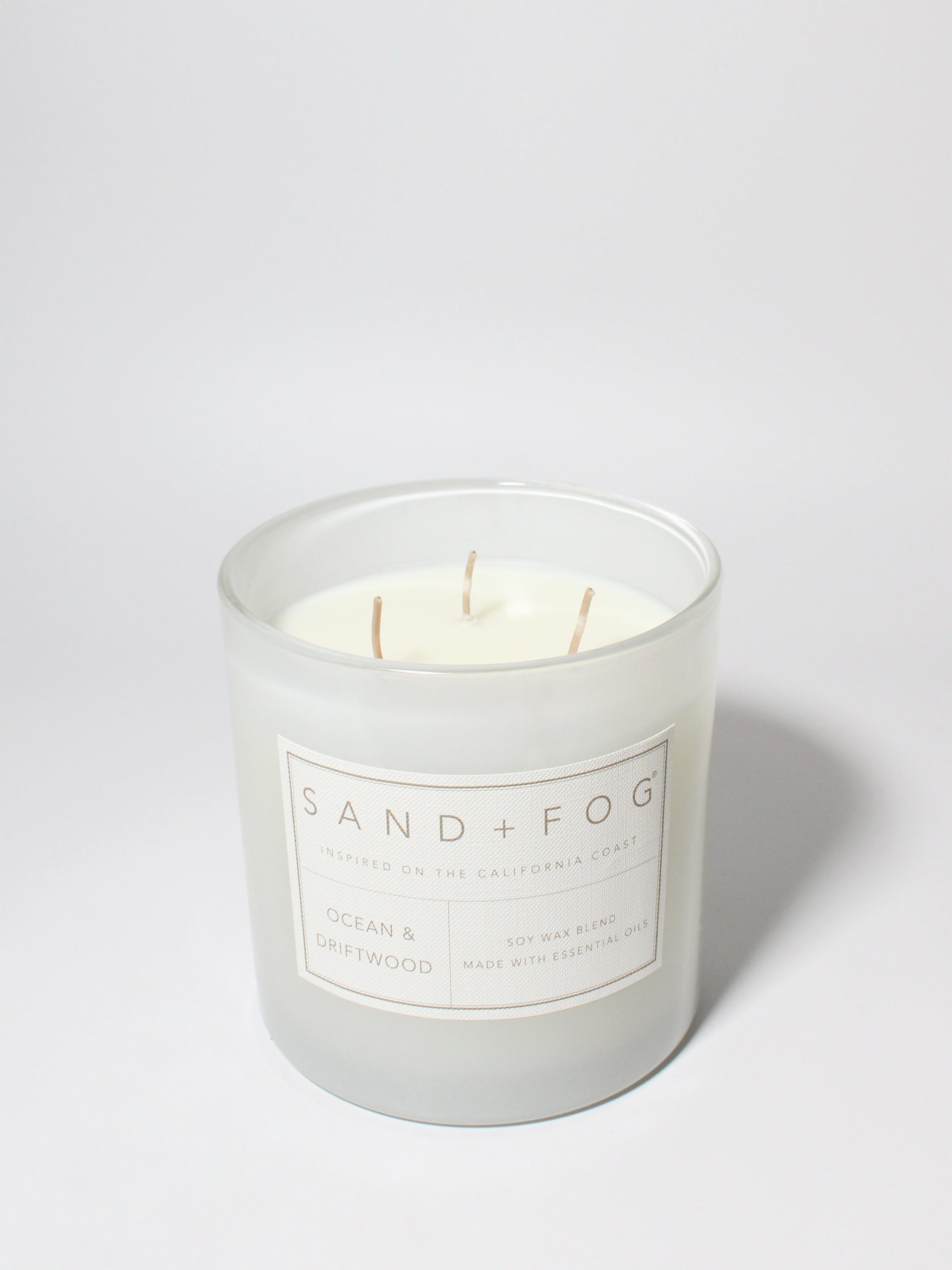 Sand Fog Ocean & Driftwood 21 oz scented candle - Image 3