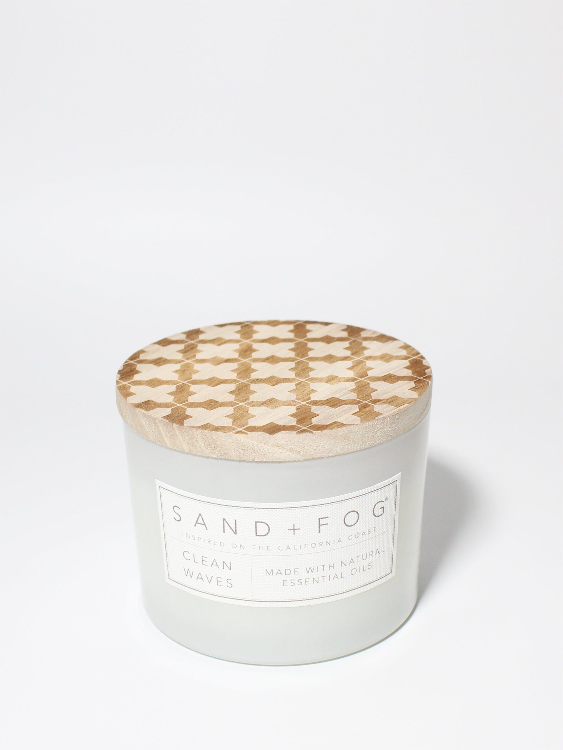 Sand Fog Clean Waves 12 oz scented candle