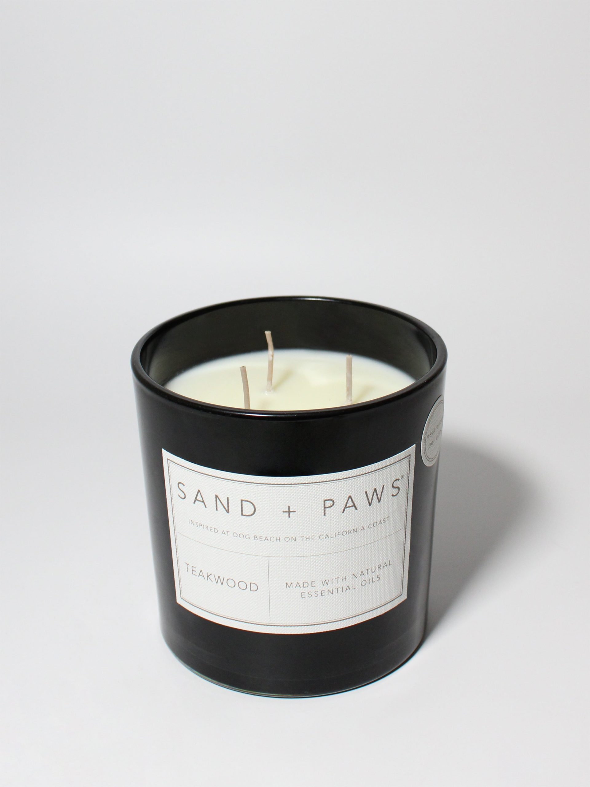 Sand Fog Sand + Paws Teakwood 21 oz scented candle - Image 3