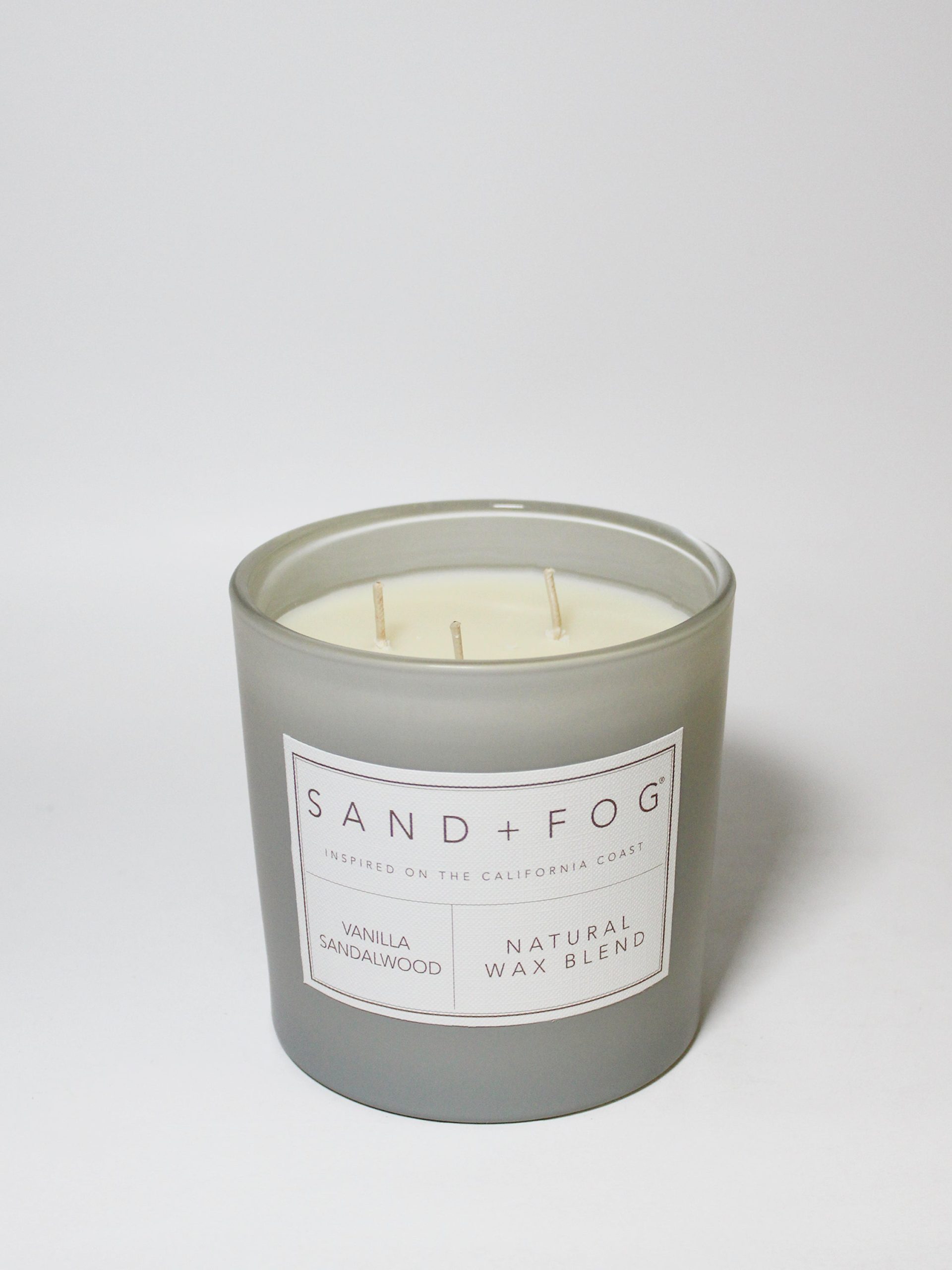 Sand Fog Vanilla Sandalwood 21 oz scented candle - Image 3