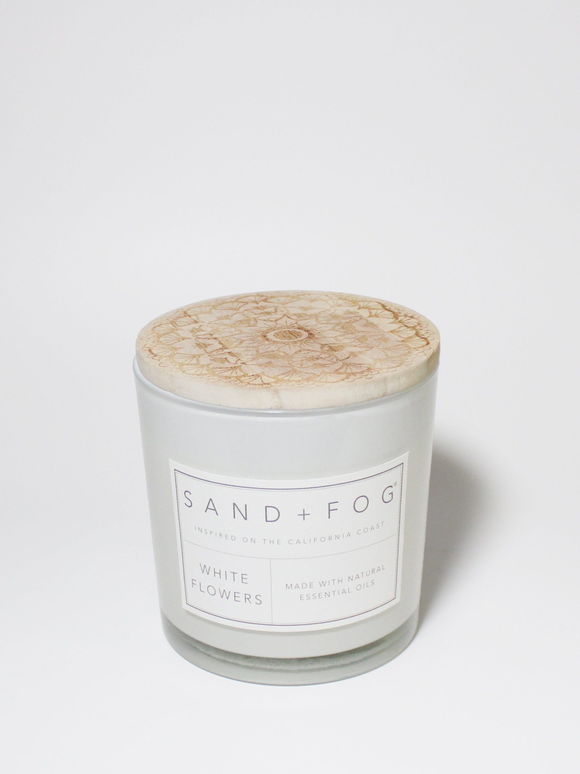 Sand Fog White Flowers 15.7 oz Liquid Hand Soap - Image 3