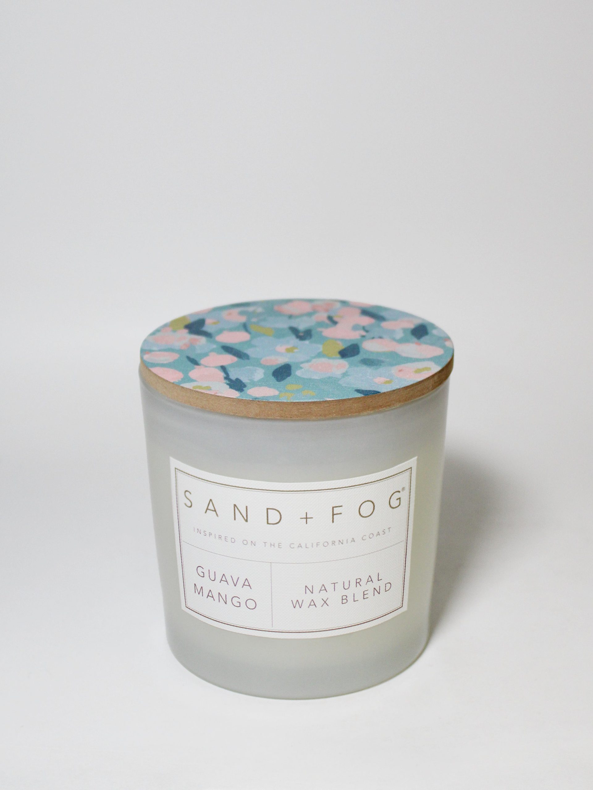 Sand Fog Guava Mango 21 oz scented candle