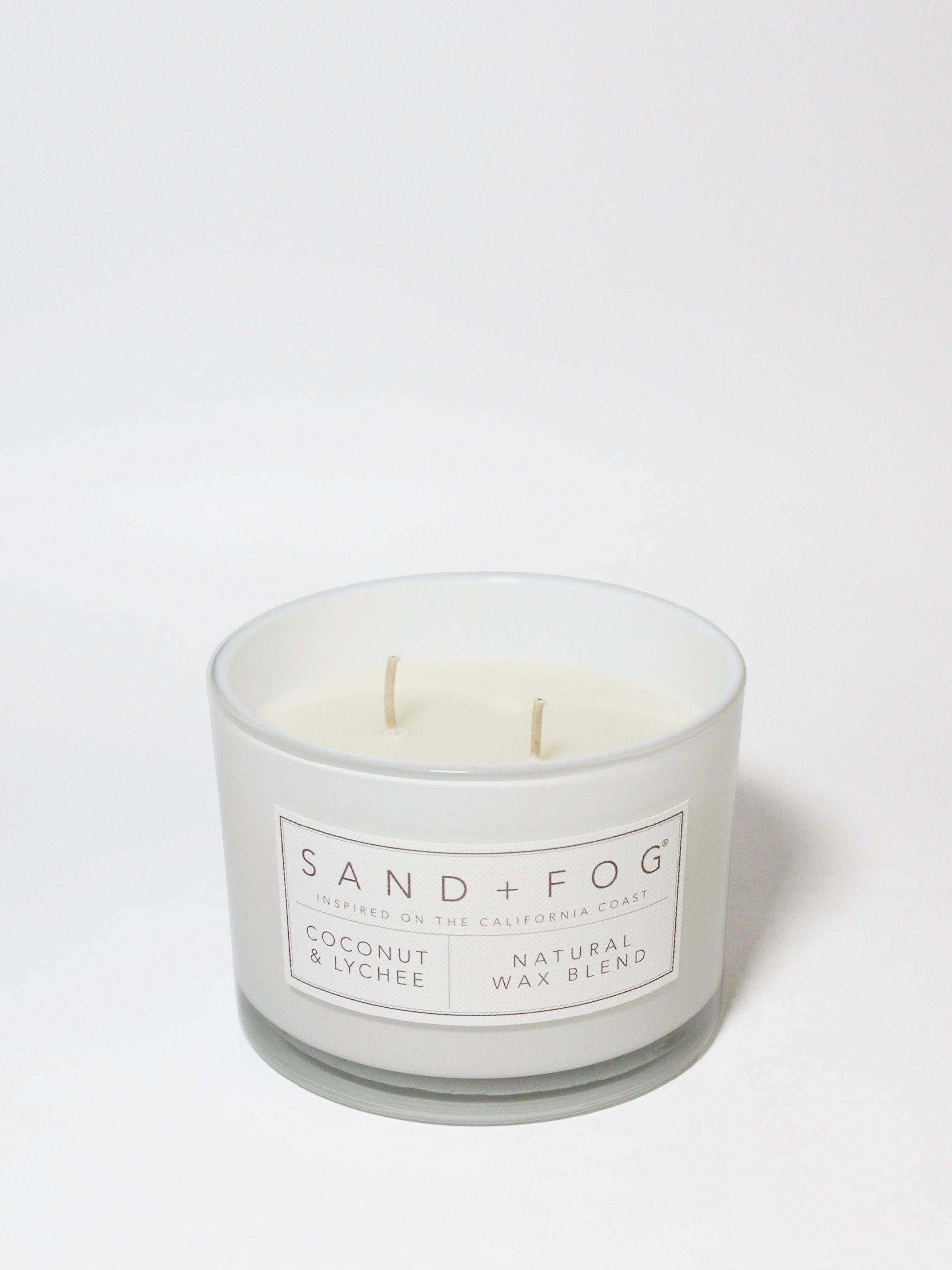 Sand Fog Coconut & Lychee 12 oz scented candle - Image 3