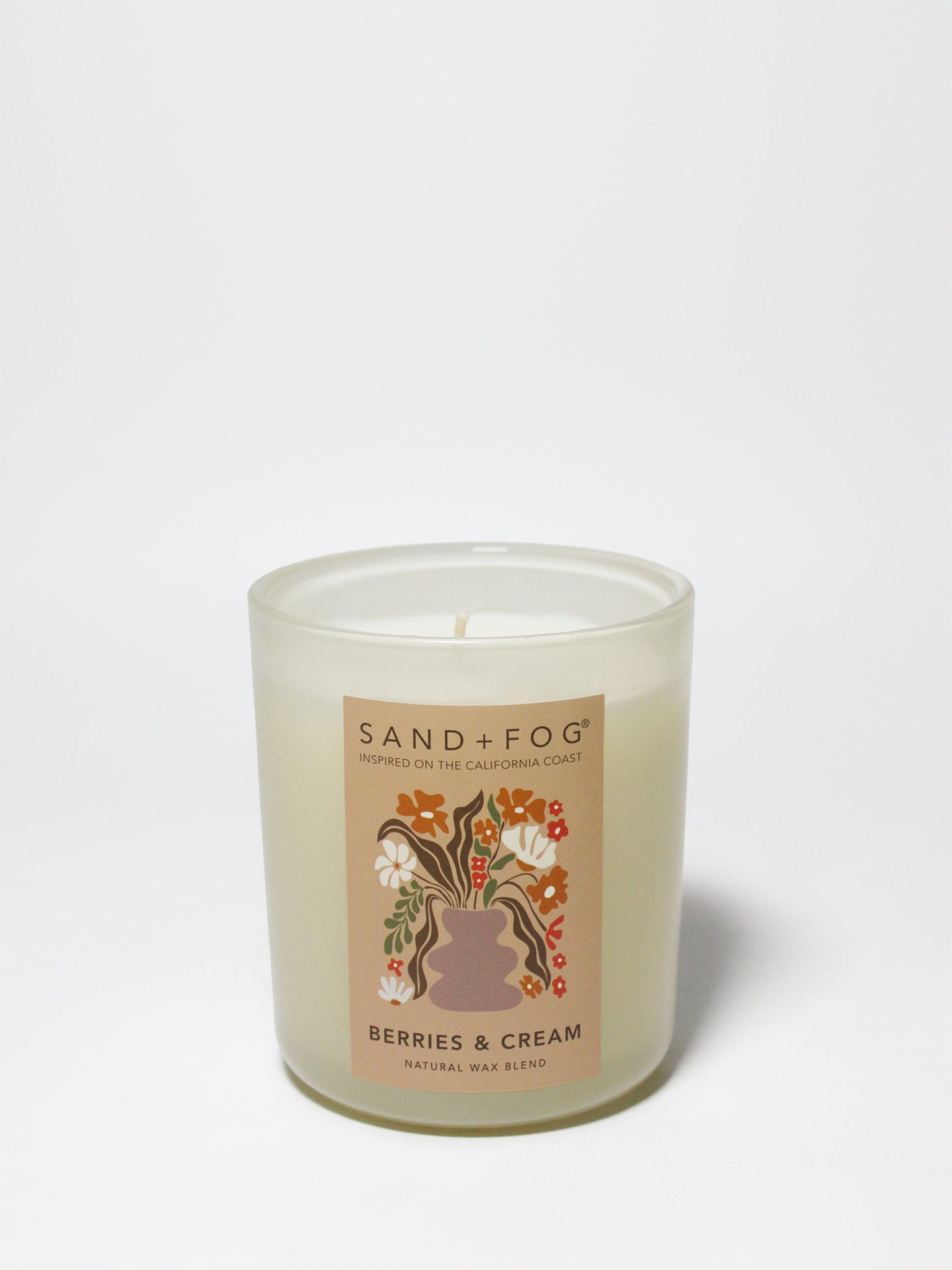 Sand Fog Berries & Cream 10 oz scented candle - Image 3