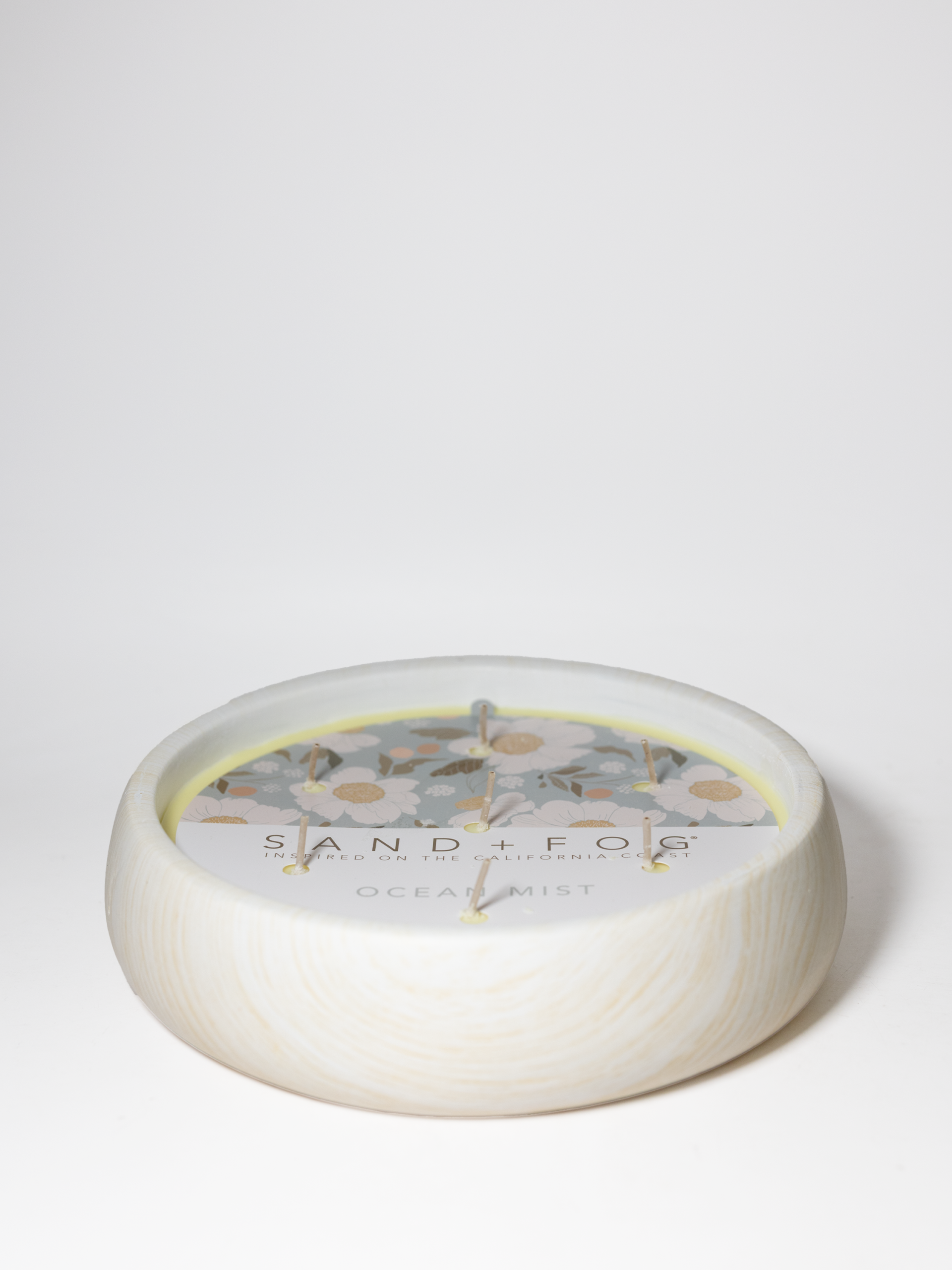 Sand Fog Ocean Mist 27 oz scented candle