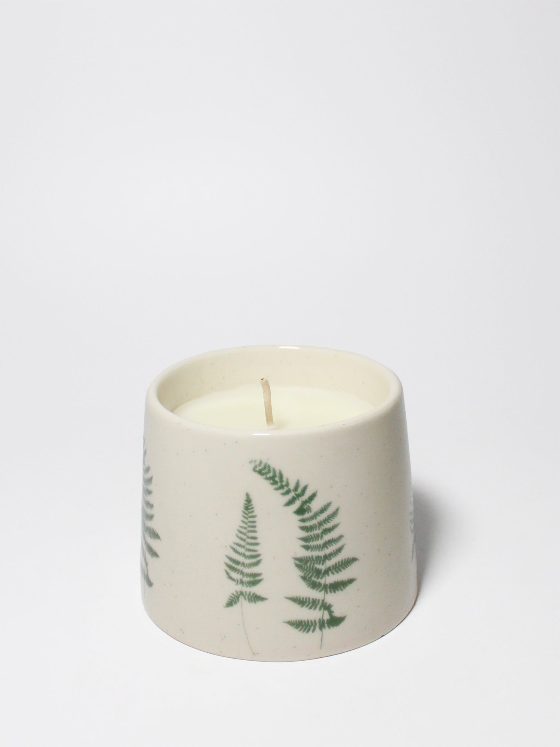 Sand Fog Eucalyptus Natural Home 7 oz scented candle - Image 3