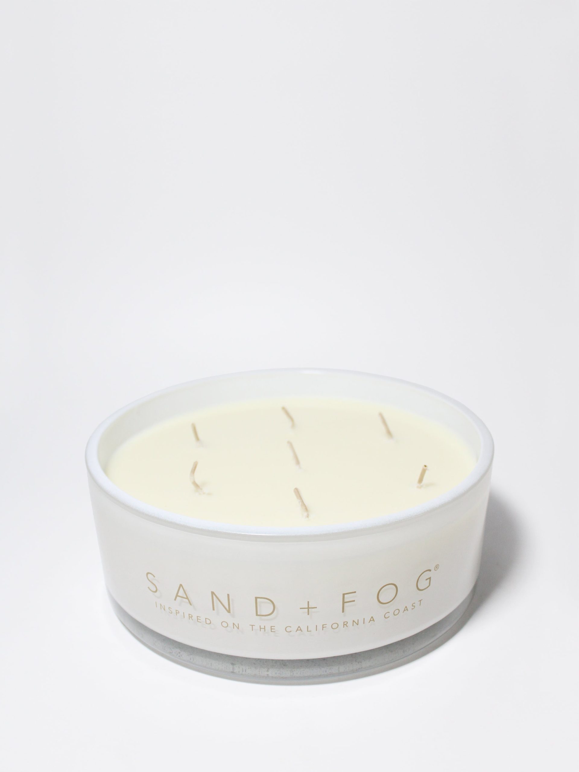 Sand Fog Tahitian Vanilla 34 oz scented candle - Image 3