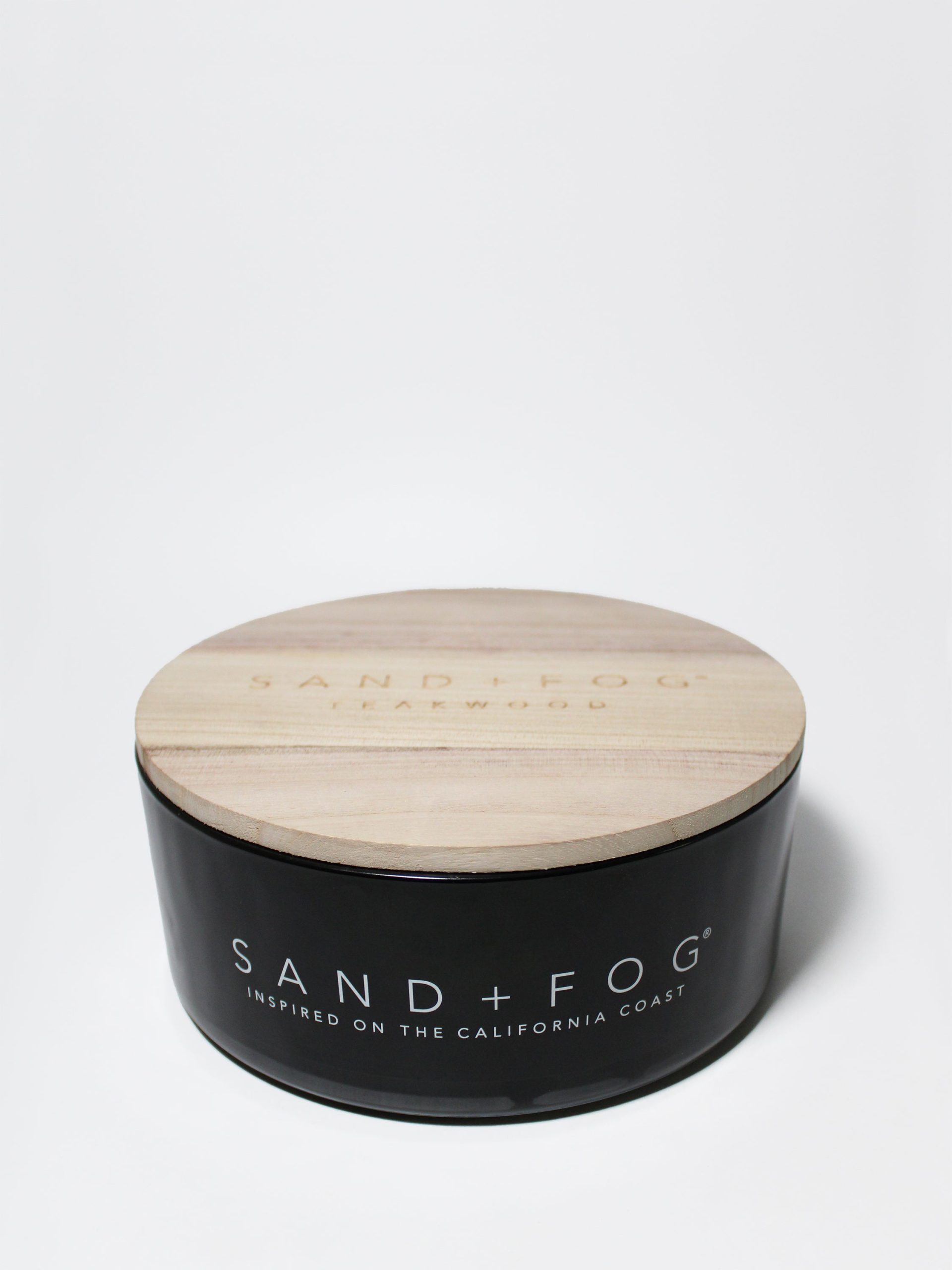 Sand Fog Teakwood 34 oz scented candle