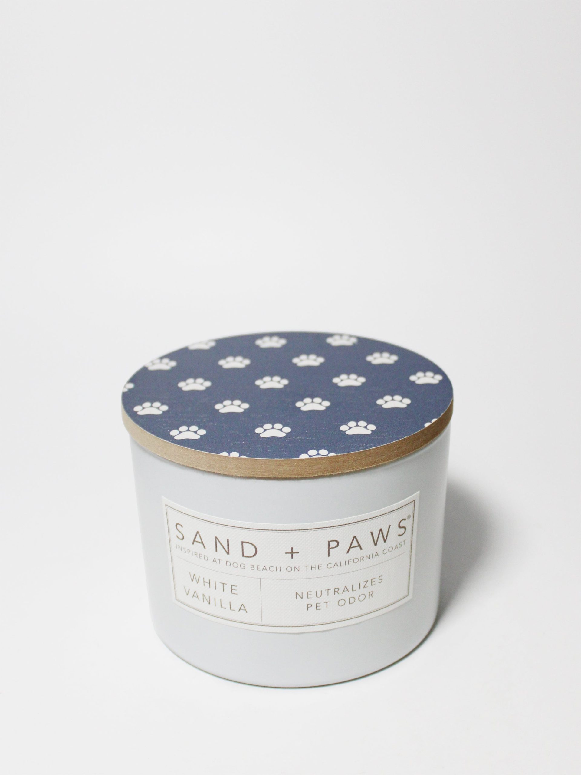 Sand Fog Sand + Paws White Vanilla 12 oz scented candle