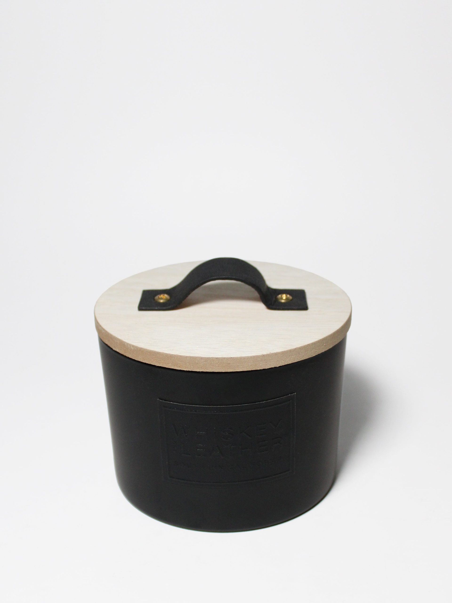 Sand Fog Vanilla Tobacco 12 oz scented candle
