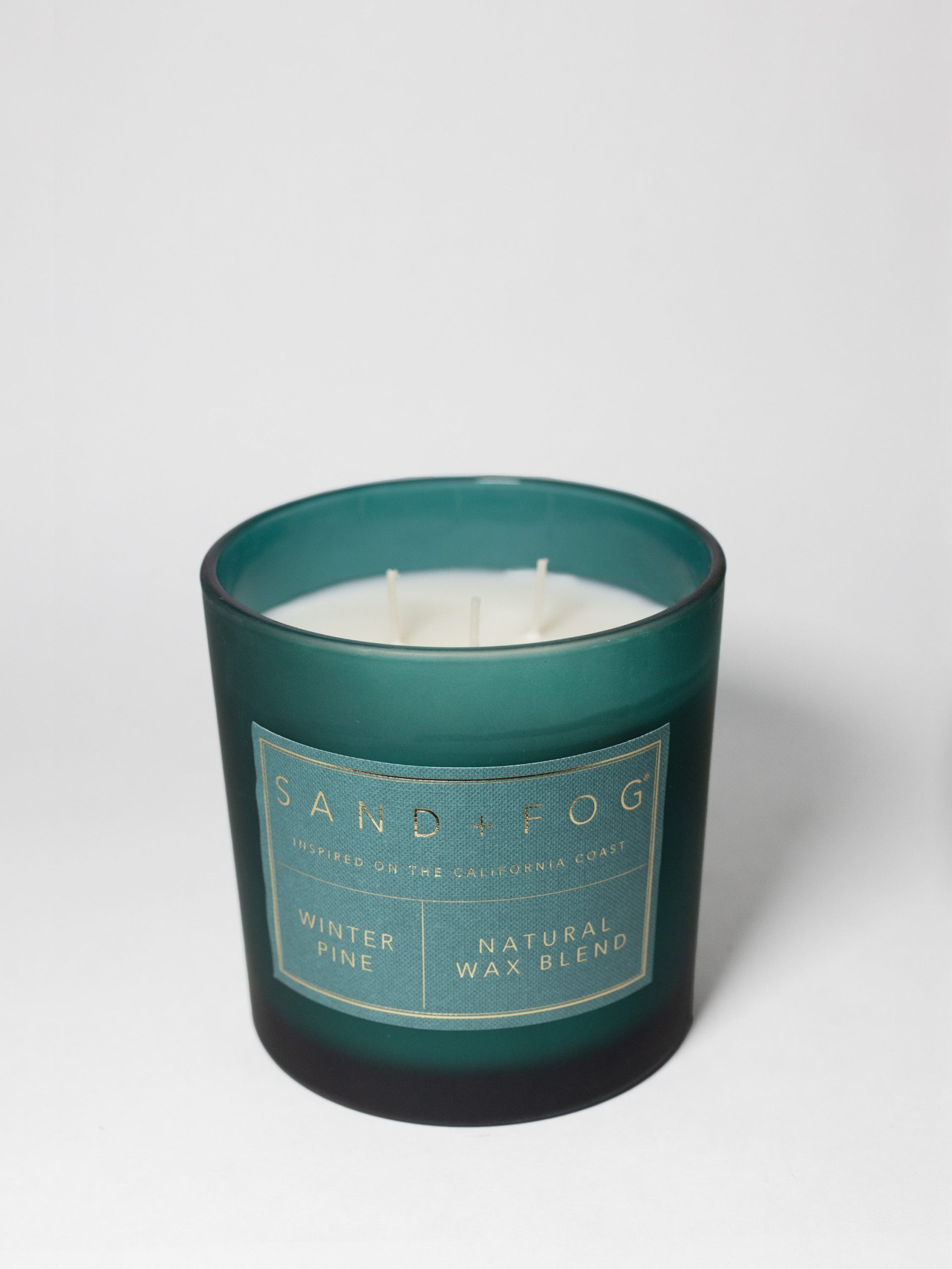 Sand Fog Winter Pine 21 oz scented candle - Image 3