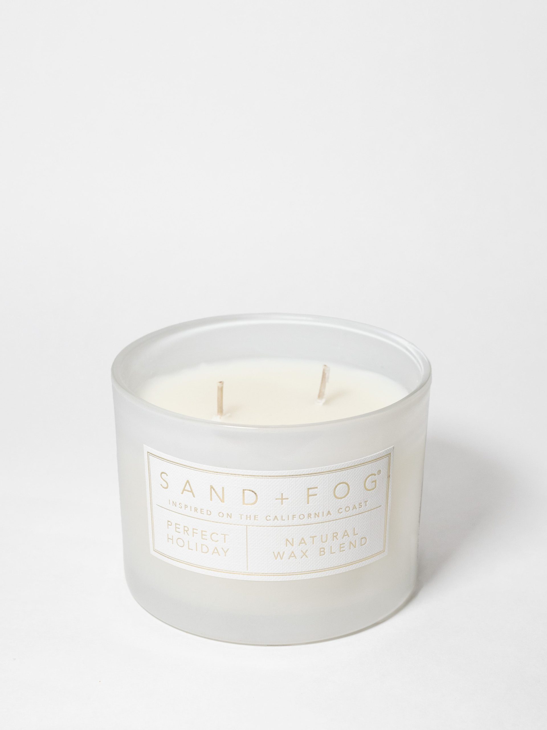 Sand Fog Perfect Holiday 12 oz scented candle - Image 3