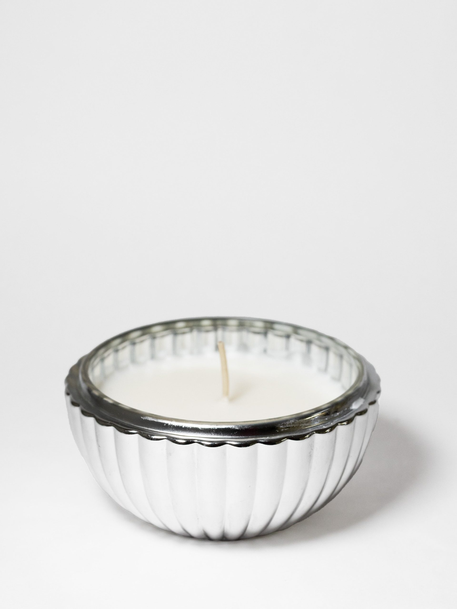 Sand Fog Firewood & Silver Fir 6 oz scented candle - Image 3