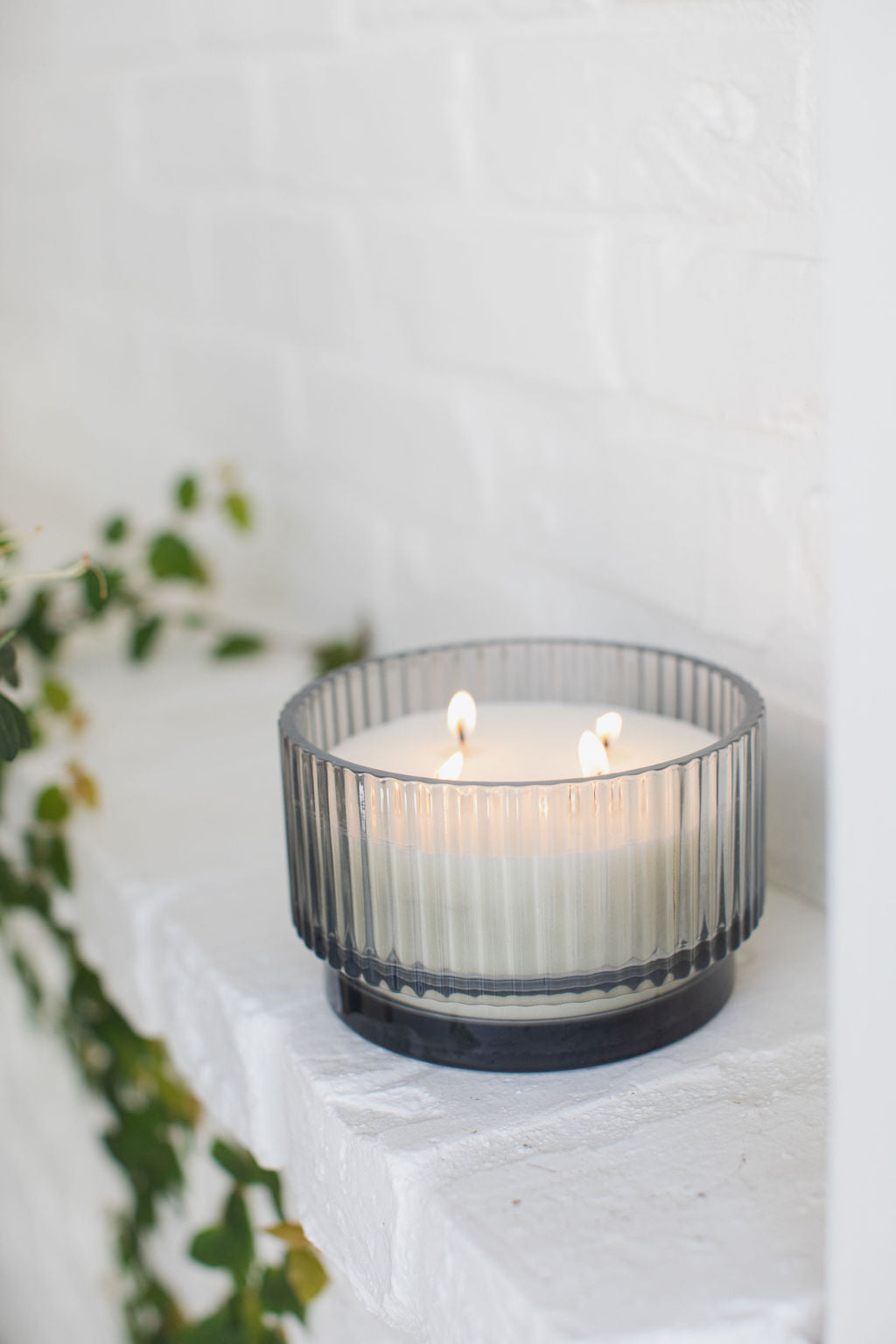 Sand Fog Cedar & Lavender 25 oz scented candle - Image 2