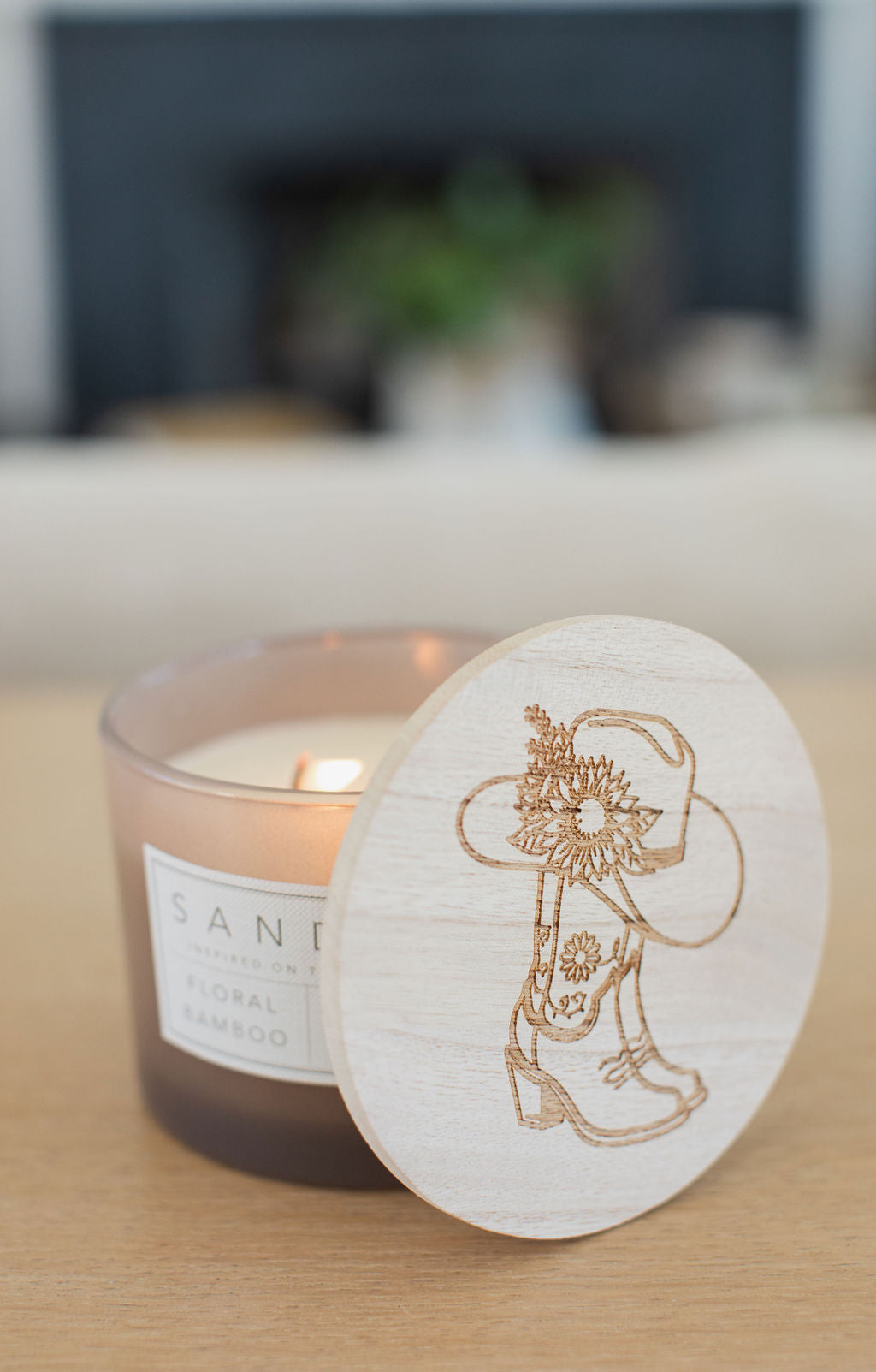 Sand Fog Floral Bamboo 12 oz scented candle - Image 2