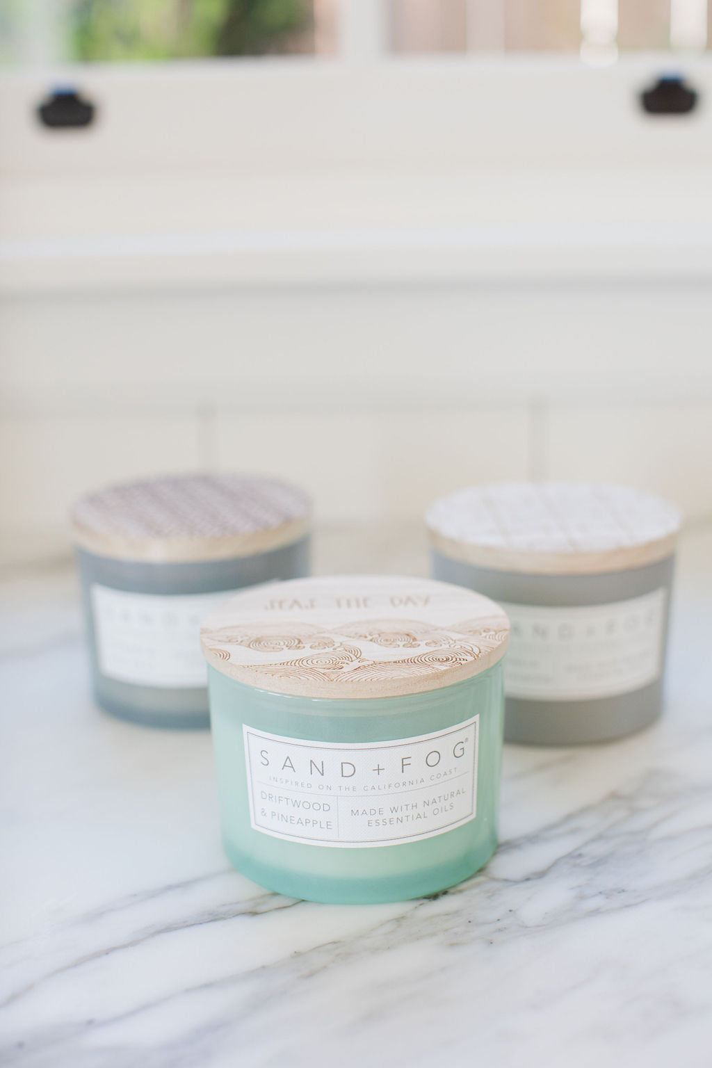 Sand Fog Driftwood & Pineapple 12 oz scented candle - Image 2