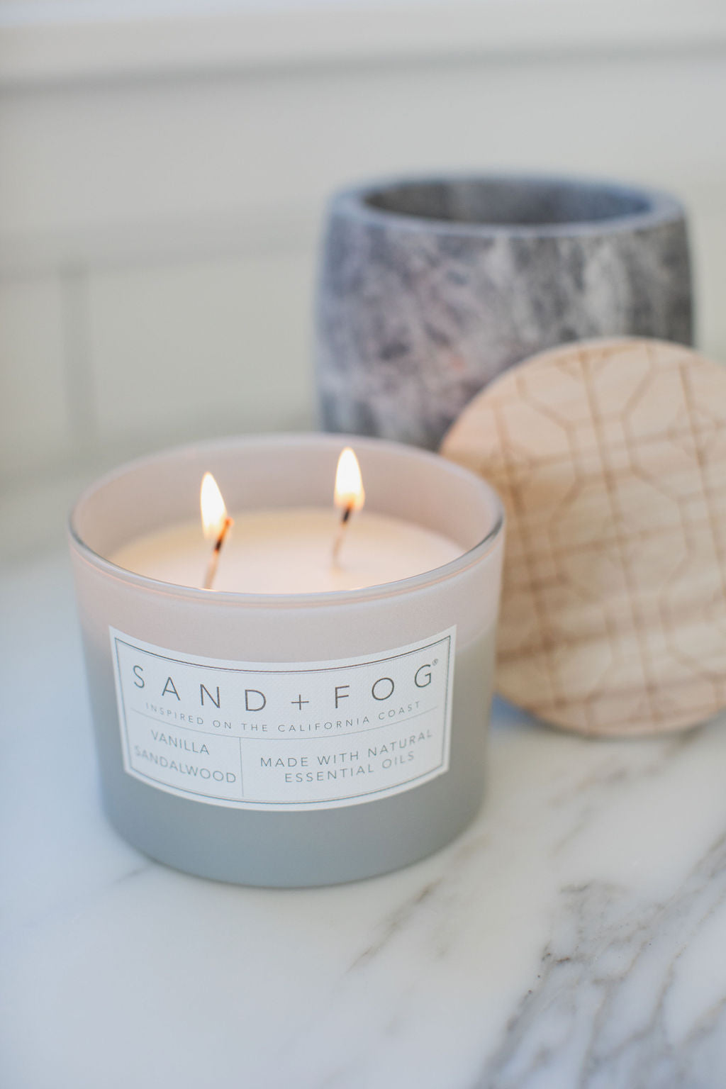 Sand Fog Vanilla Sandalwood 12 oz scented candle - Image 5