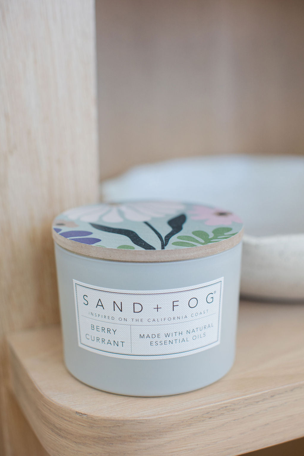 Sand Fog Berry Currant 12 oz scented candle - Image 2