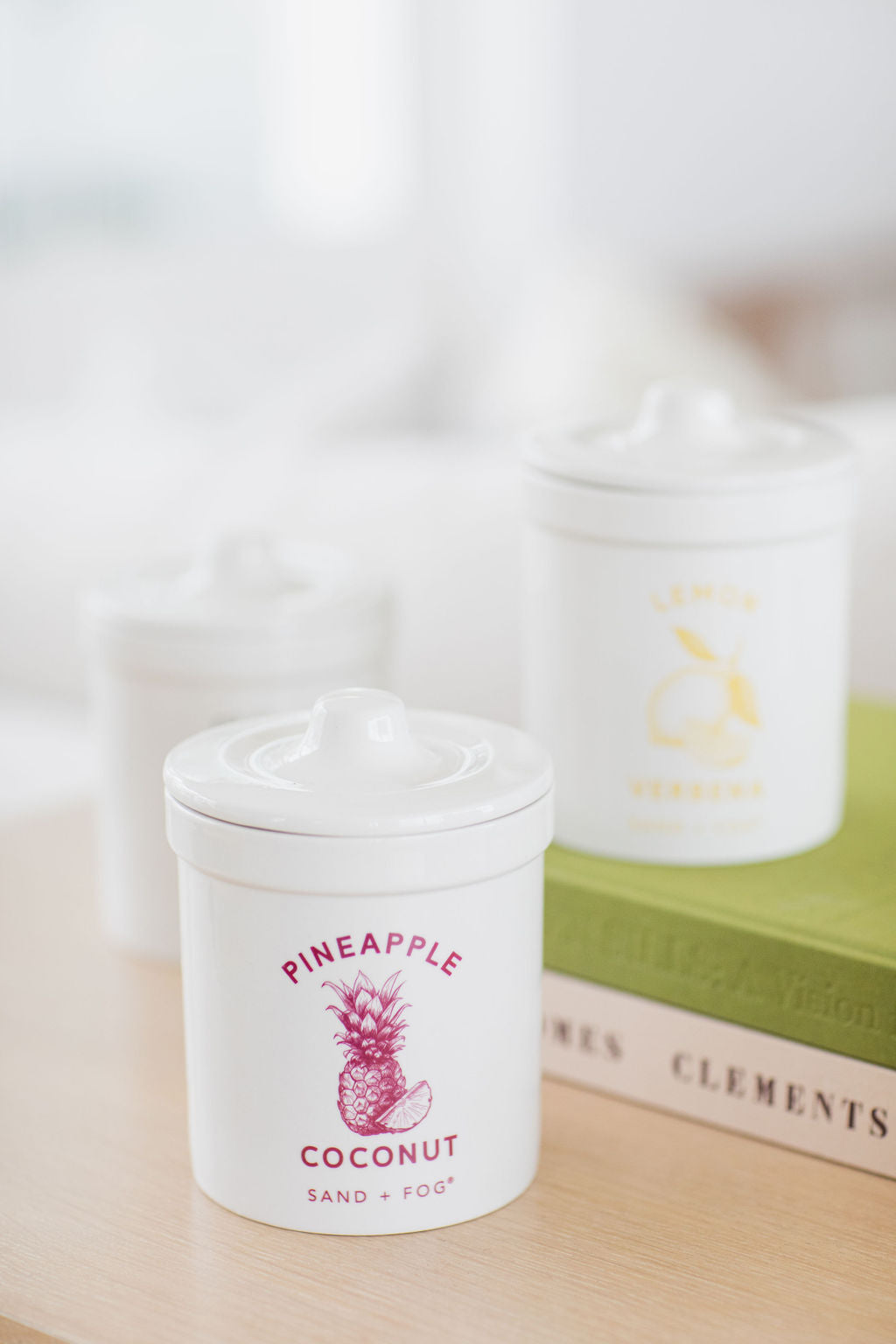 Sand Fog Pineapple Coconut 17.5 oz scented candle - Image 4