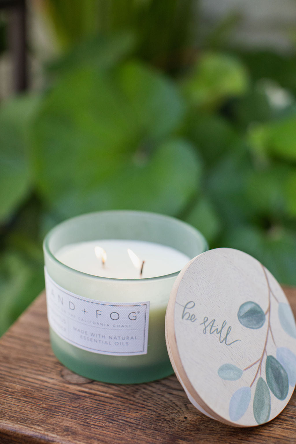 Sand Fog Eucalyptus & Lavender 12 oz scented candle - Image 2