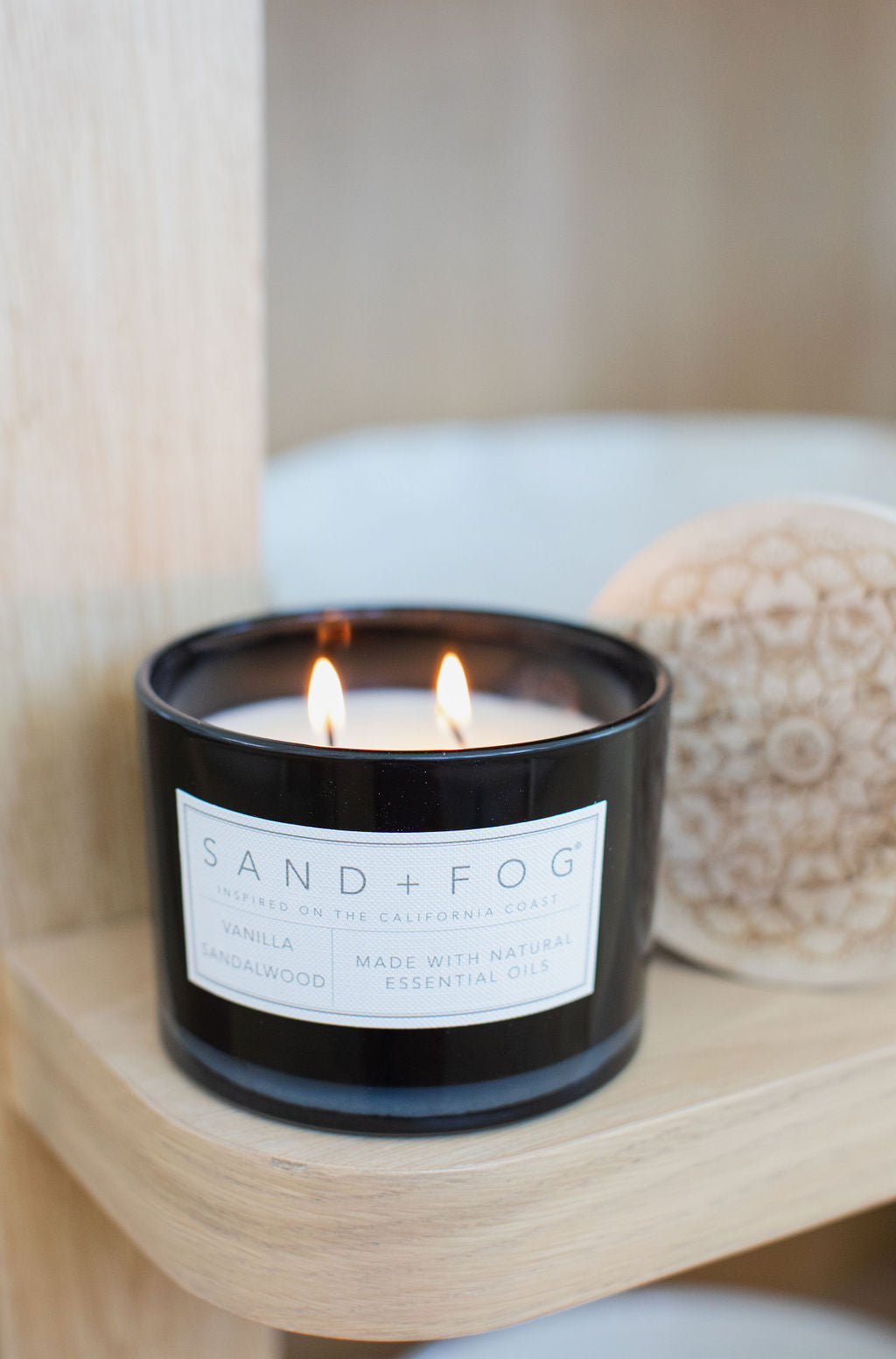 Sand Fog Vanilla Sandalwood 12 oz scented candle - Image 5