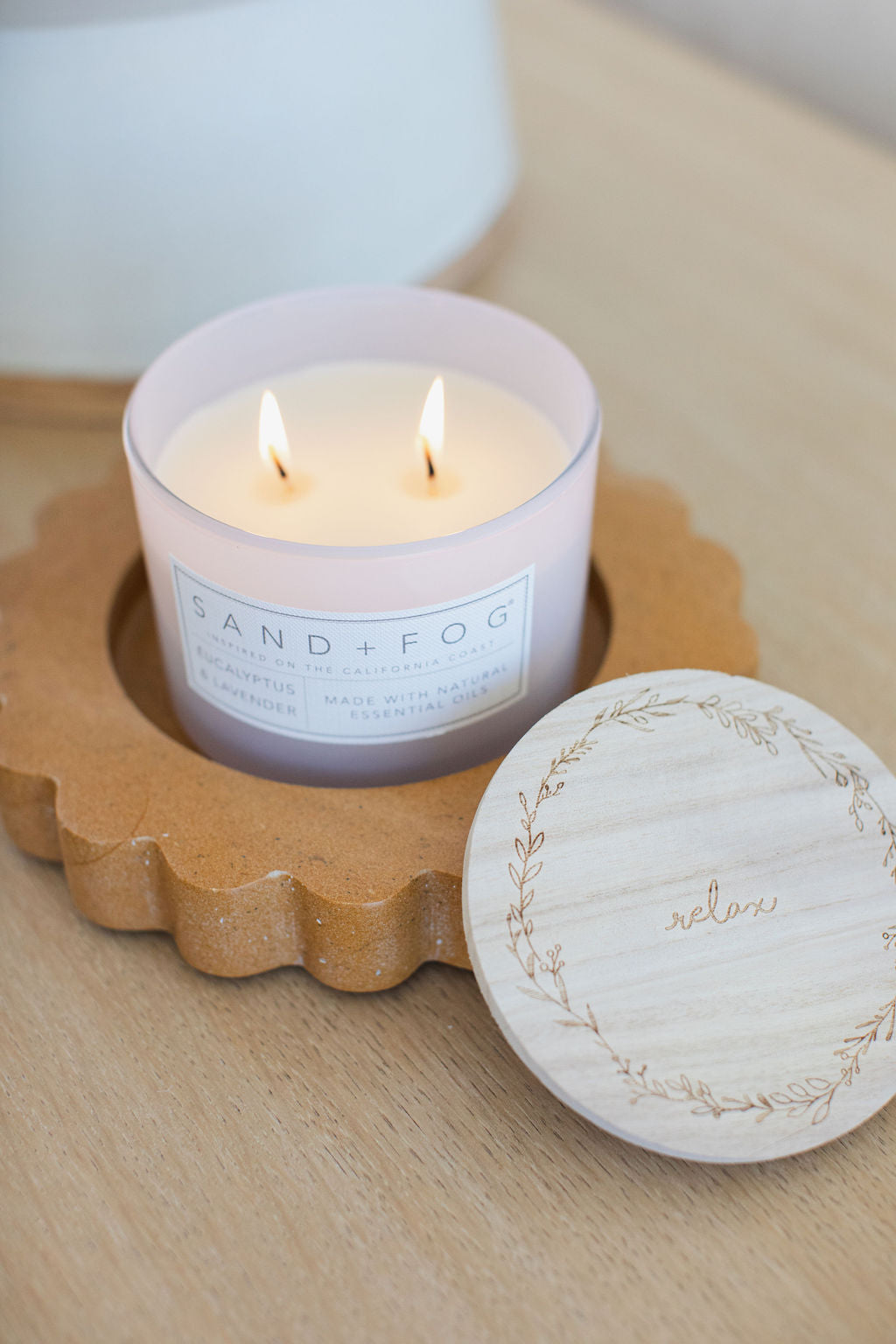 Sand Fog Eucalyptus & Lavender 12 oz scented candle - Image 2