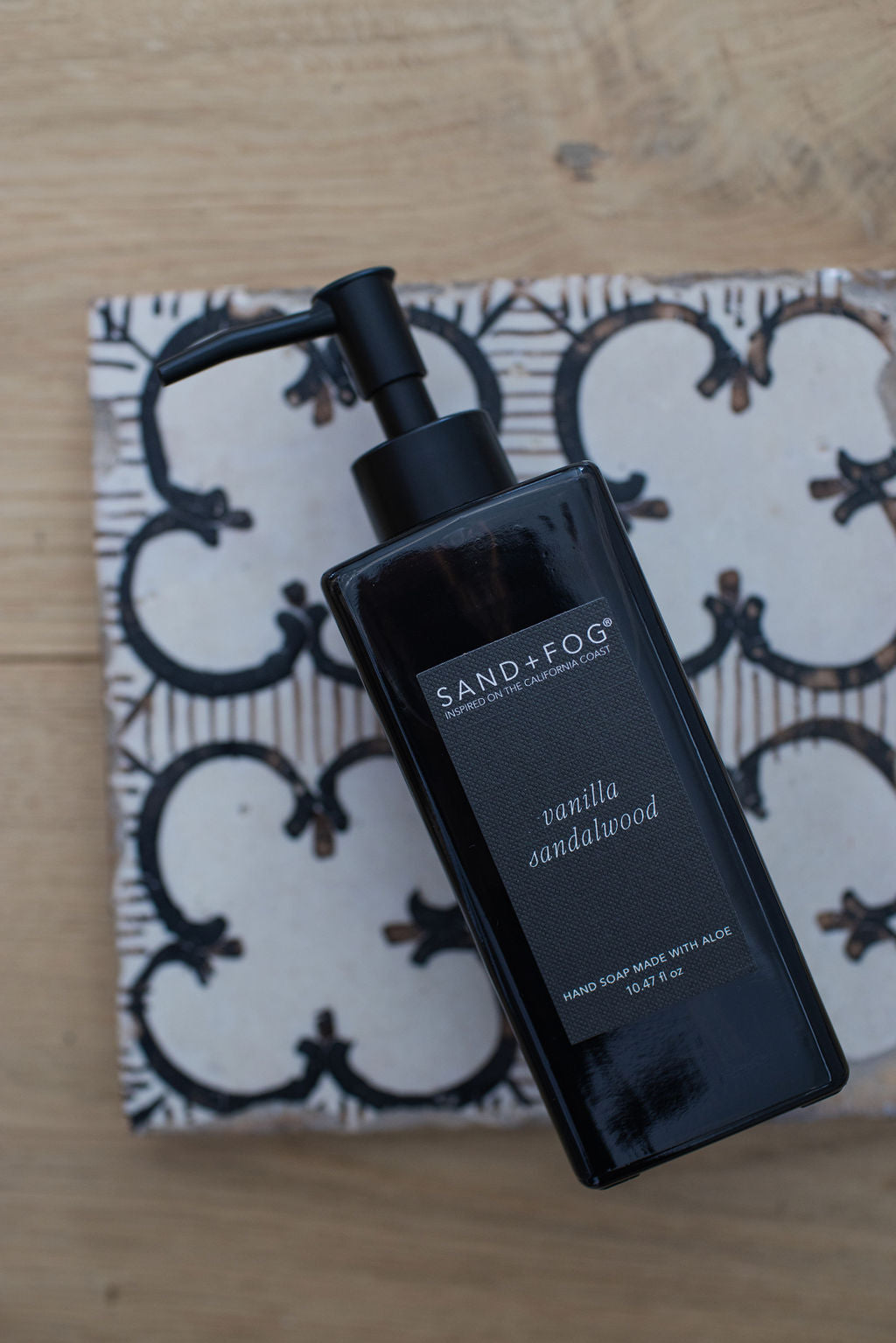Sand Fog Vanilla Sandalwood 10.47 oz Liquid Hand Soap - Image 3