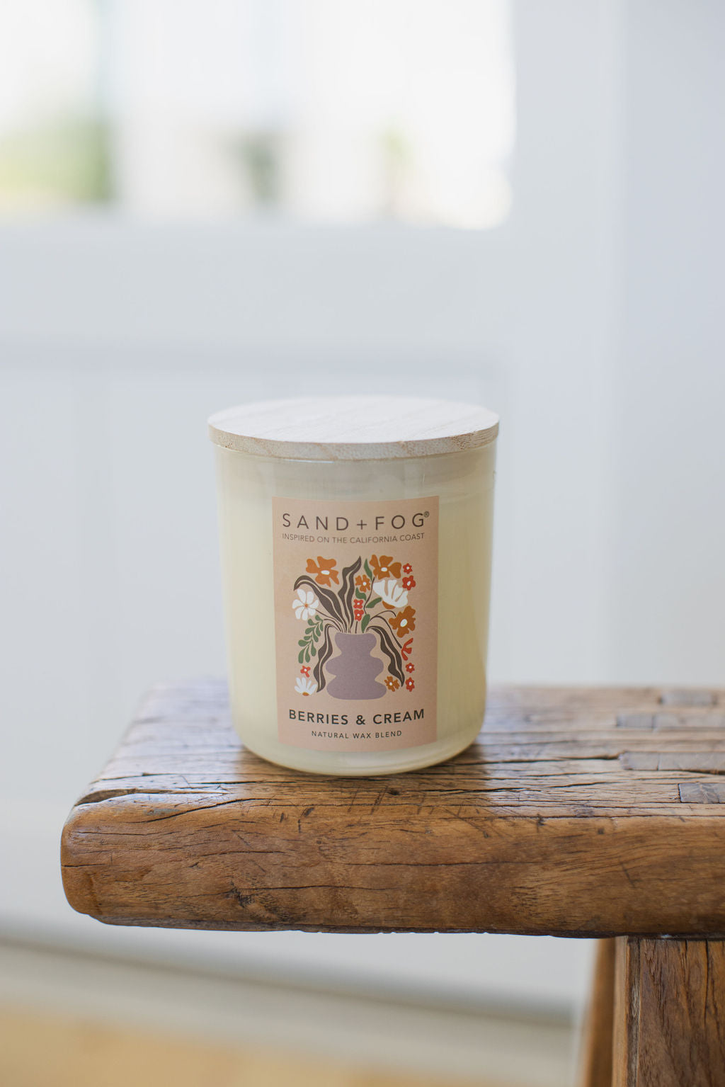 Sand Fog Berries & Cream 10 oz scented candle - Image 2