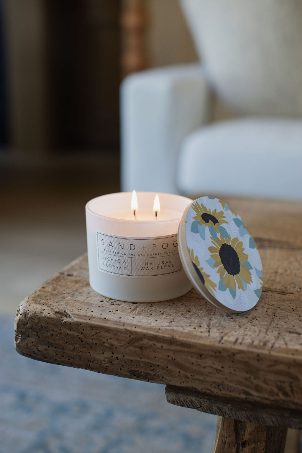 Sand Fog Lychee & Currant 12 oz scented candle - Image 2