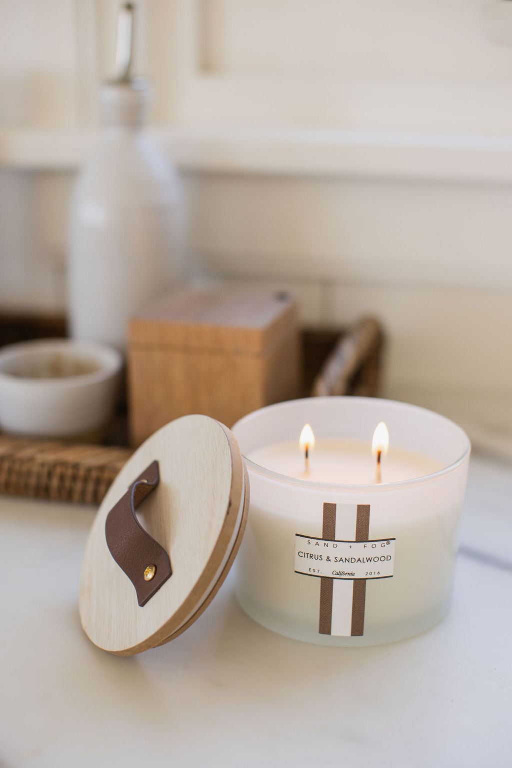 Sand Fog Citrus & Sandalwood 12 oz scented candle - Image 2