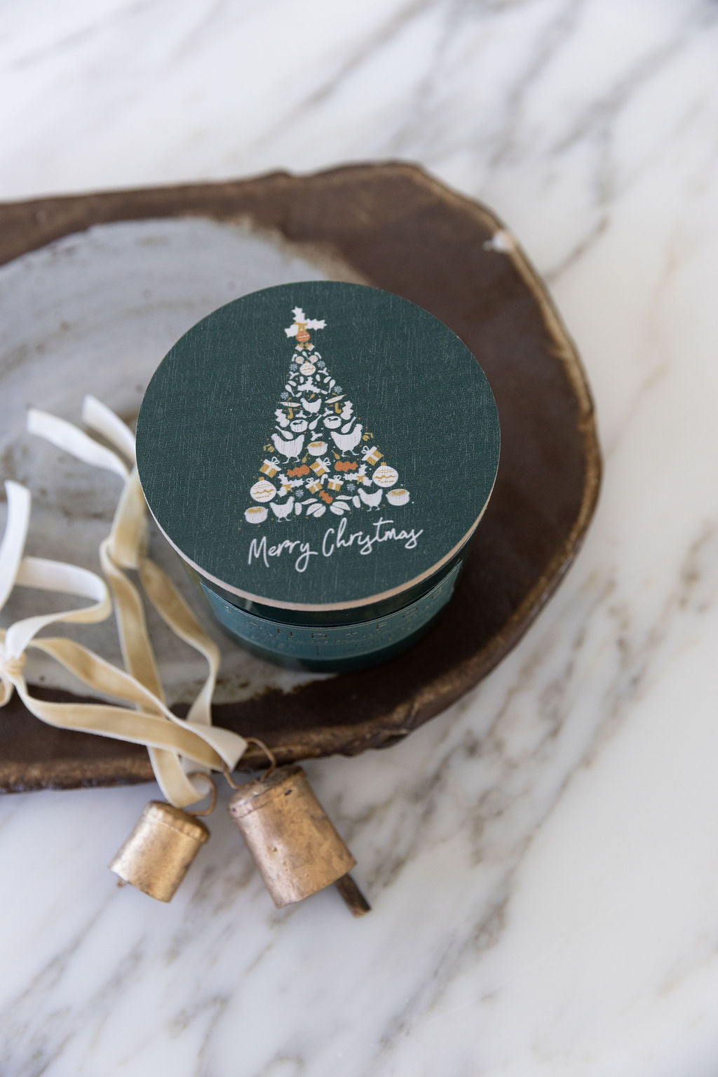 Sand Fog Winter Pine 12 oz scented candle - Image 5