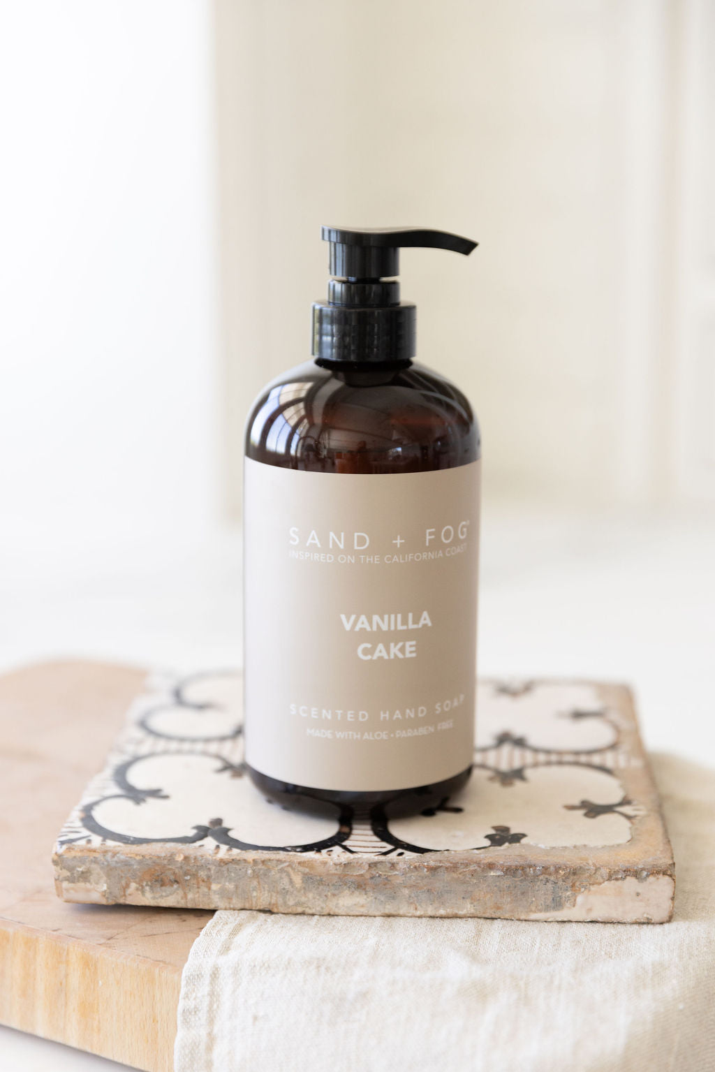 Sand Fog Vanilla Cake 20 oz Liquid Hand Soap - Image 3