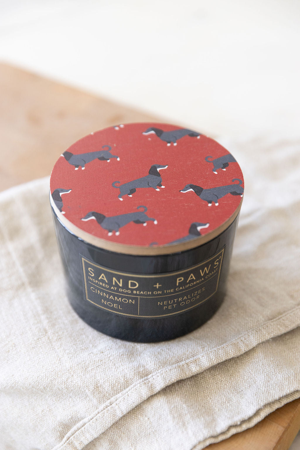 Sand Fog Sand + Paws Cinnamon Noel 12 oz scented candle - Image 5