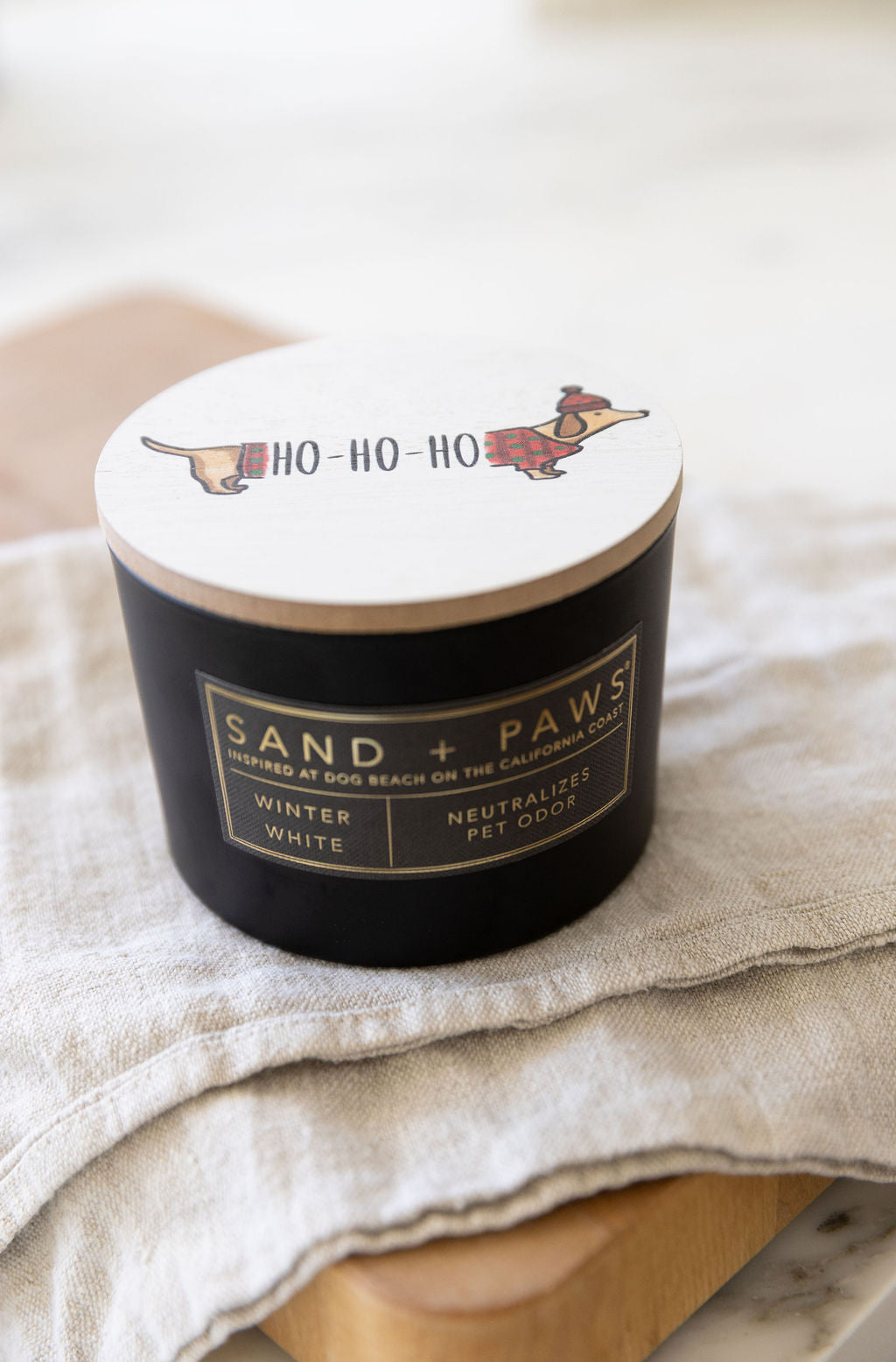 Sand Fog Sand + Paws Winter White 12 oz scented candle - Image 5
