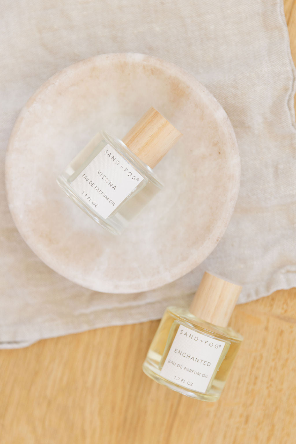 Sand Fog Vienna 50 ml Perfume Oil Rollerball - Image 3