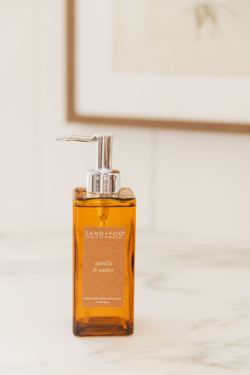 Sand Fog Vanilla & Amber 10.47 oz Liquid Hand Soap - Image 3