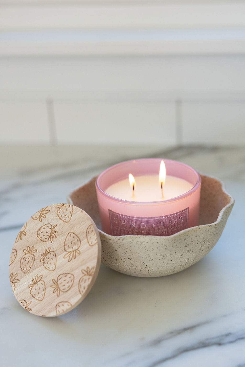 Sand Fog Strawberry Spritz 12 oz scented candle - Image 5