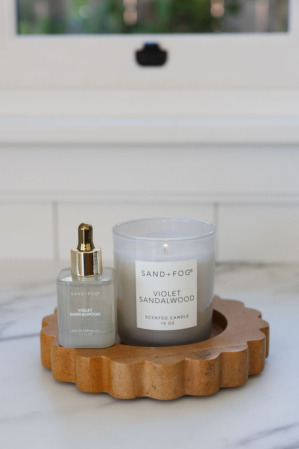 Sand Fog Violet Sandalwood 10 oz scented candle - Image 4