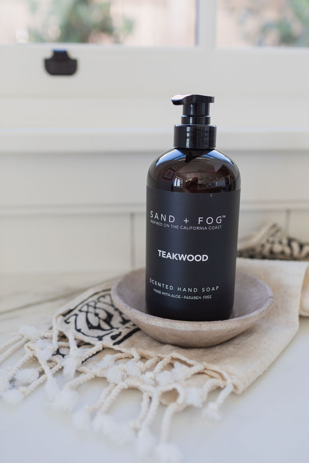 Sand Fog Teakwood 20 oz Liquid Hand Soap - Image 3