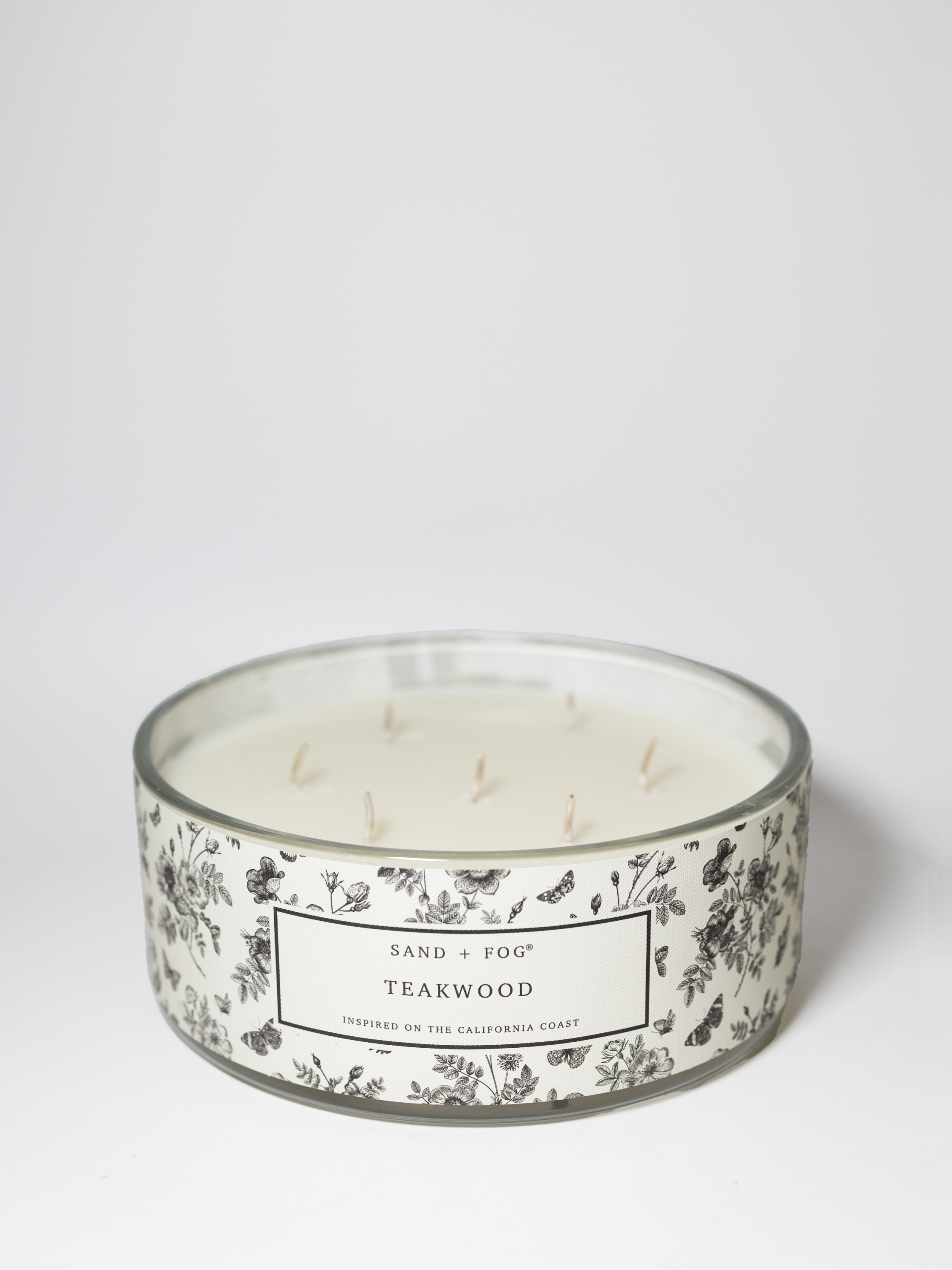Sand Fog Teakwood 34 oz scented candle - Image 3