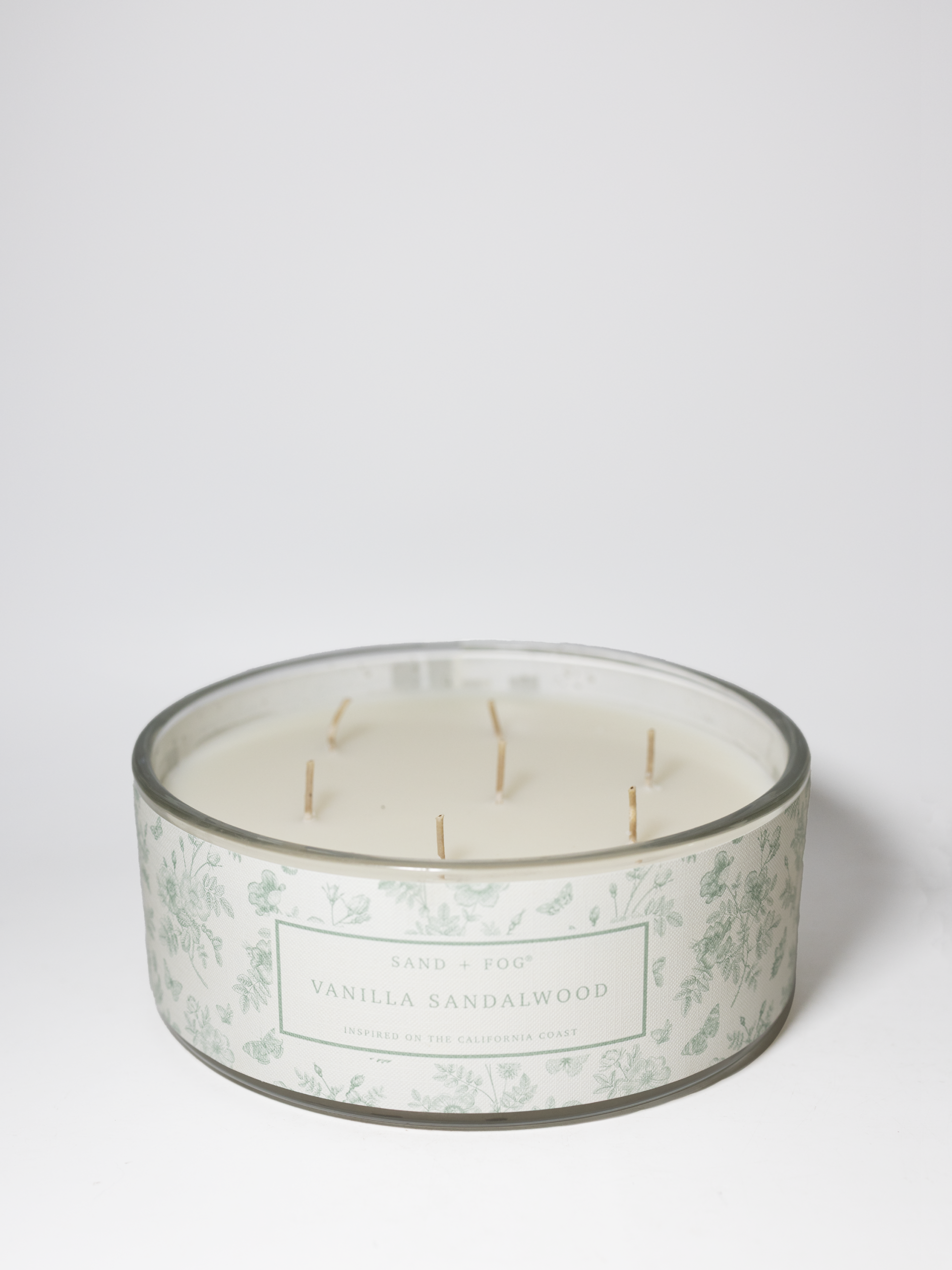 Sand Fog Vanilla Sandalwood 34 oz scented candle - Image 3