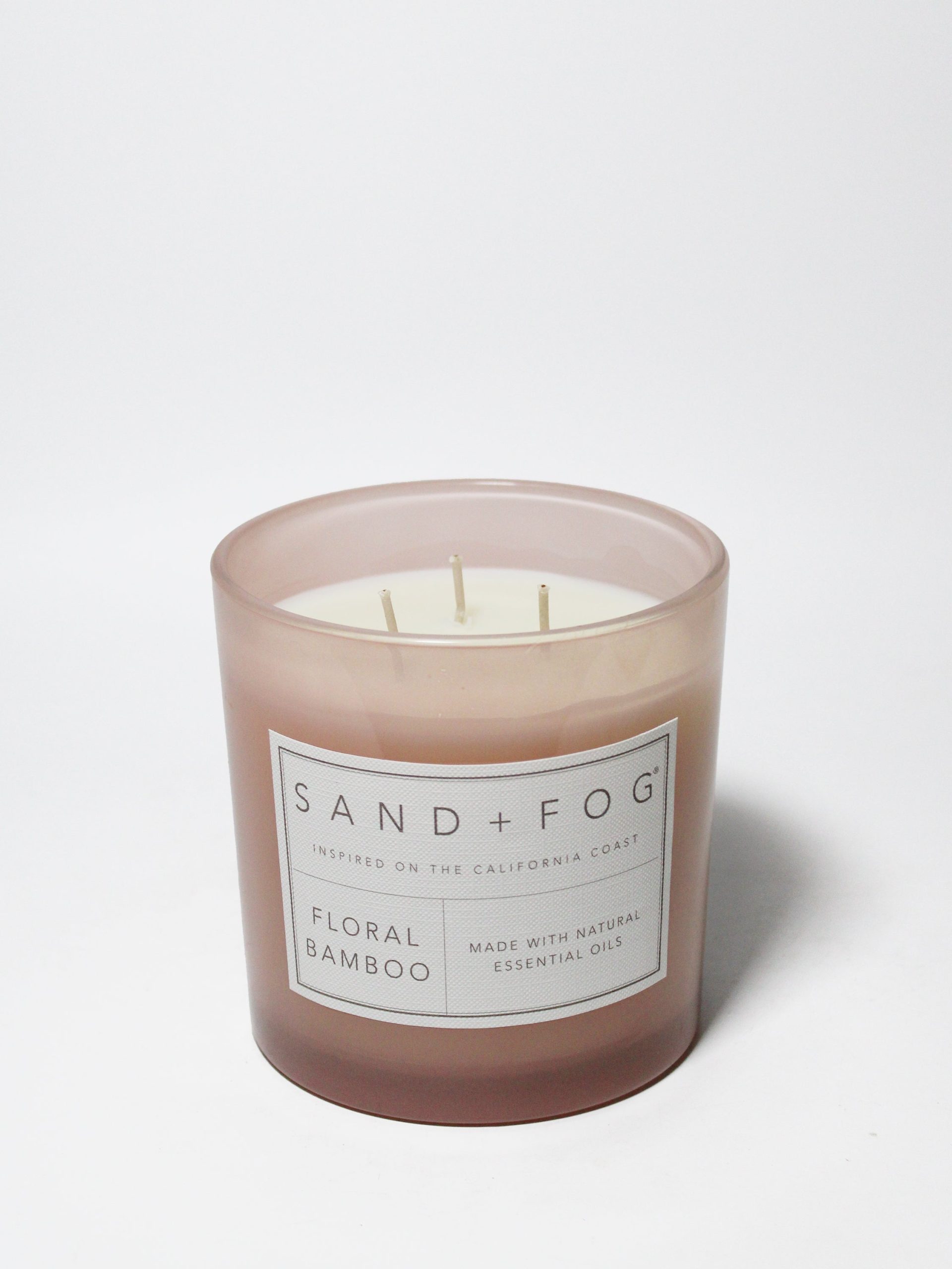 Sand Fog Floral Bamboo 21 oz scented candle - Image 3