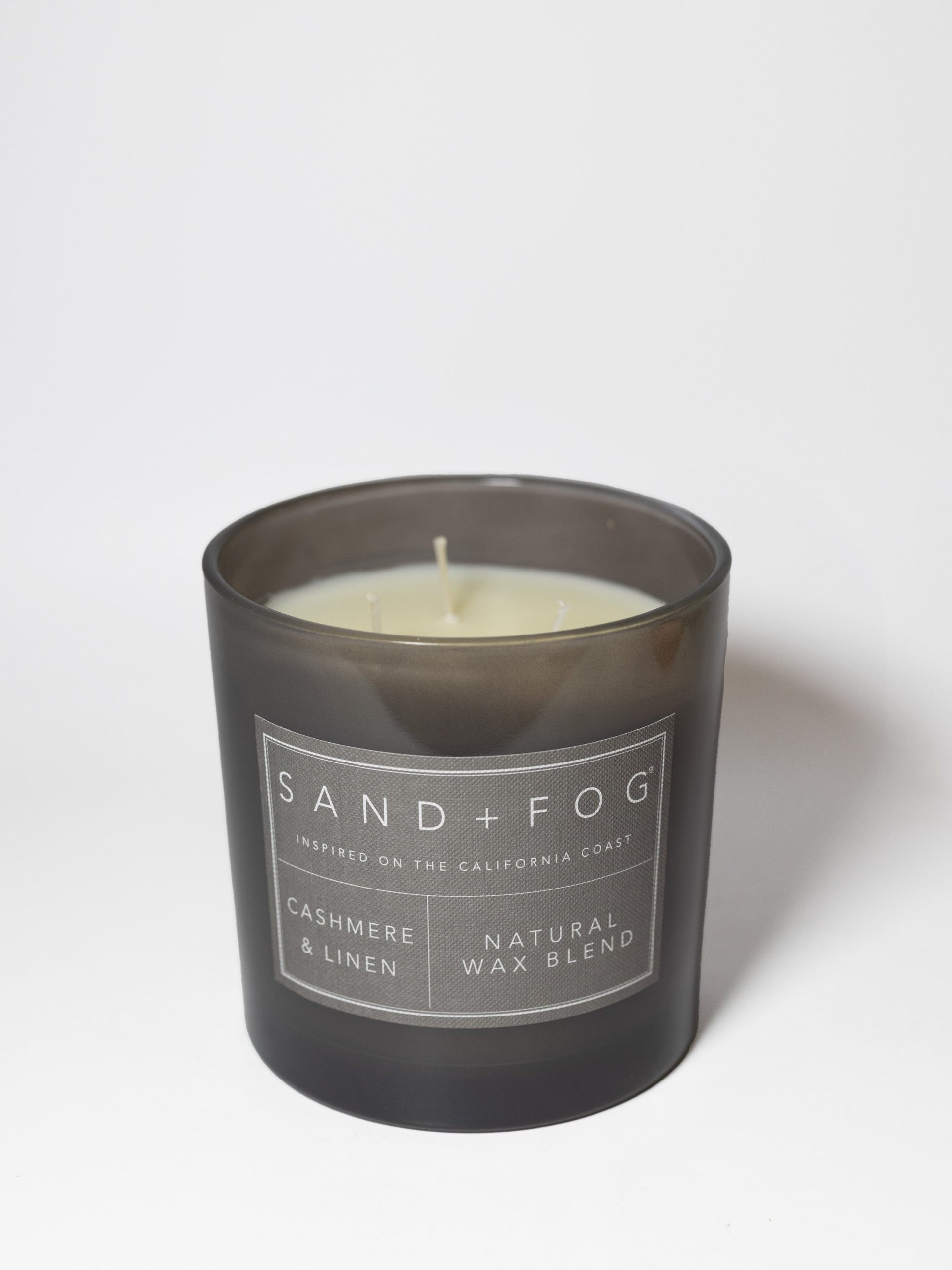 Sand Fog Cashmere & Linen 21 oz scented candle - Image 3