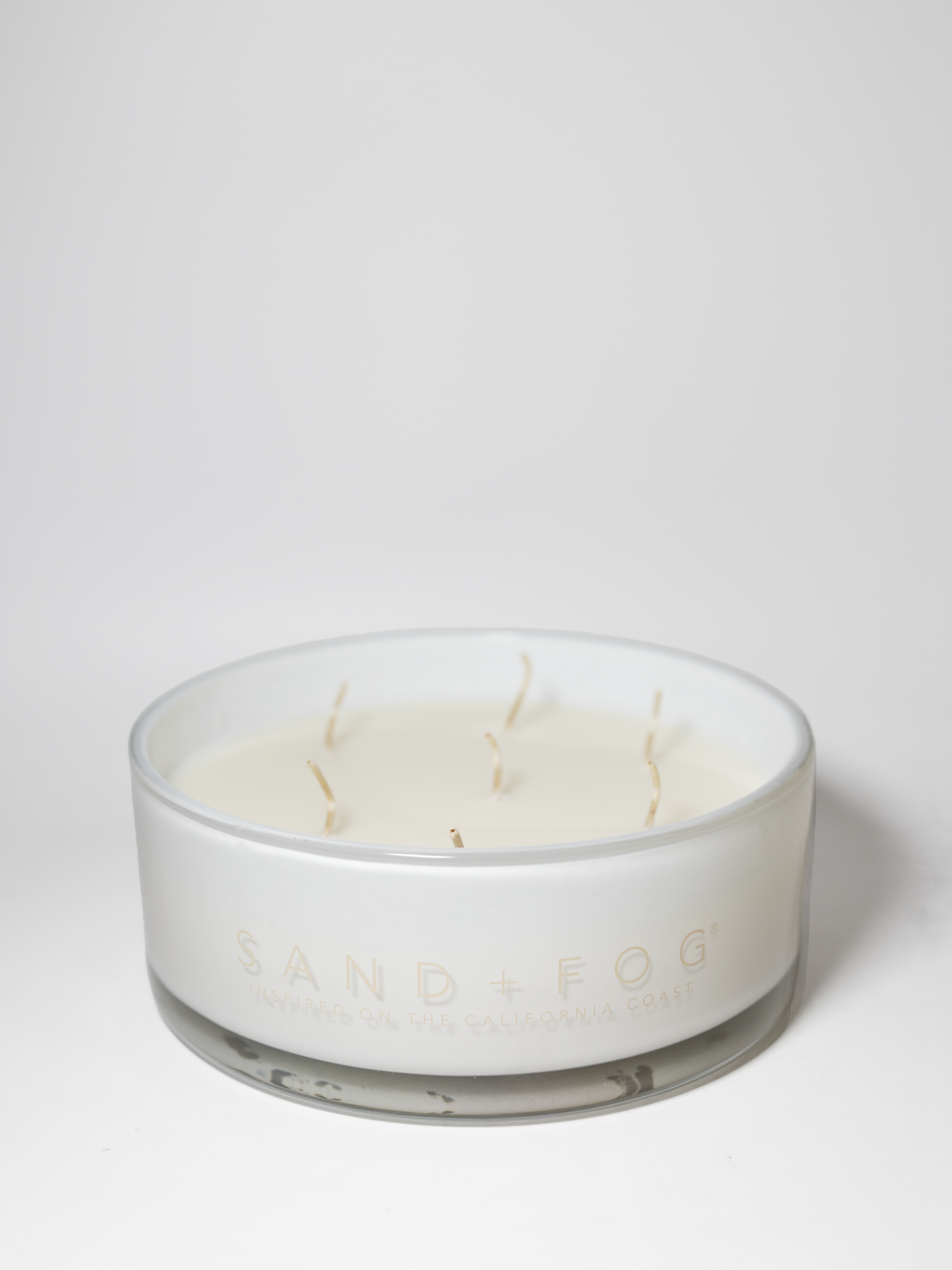 Sand Fog Vanilla Sandalwood 34 oz scented candle - Image 3
