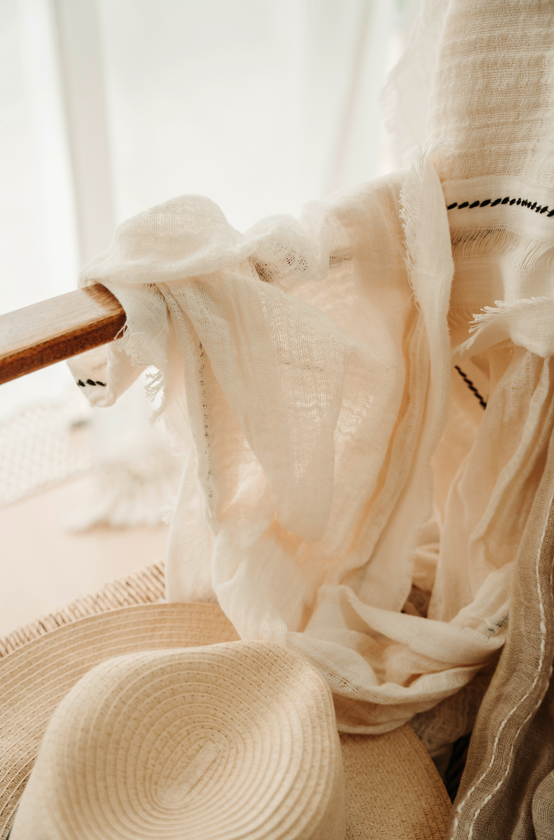 Sand Fog Cashmere & Linen 110 ml Reed Diffuser - Image 4