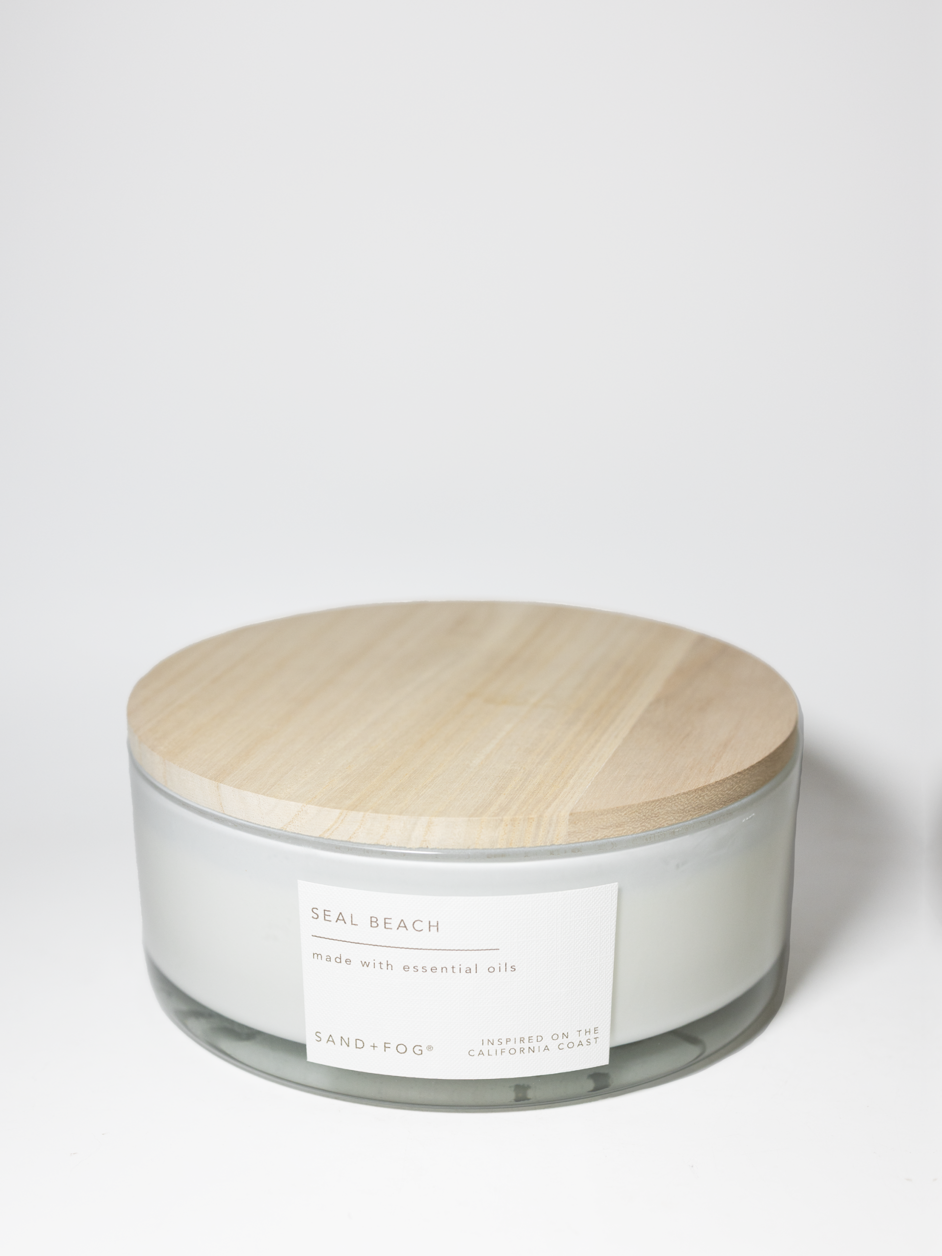 Sand Fog Seal Beach 34 oz scented candle